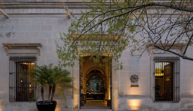 Central Hotel Boutique