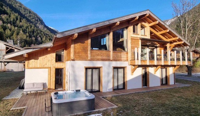 Chalet avec jacuzzi et animaux admis, vue Mont-Blanc - FR-1-343-259