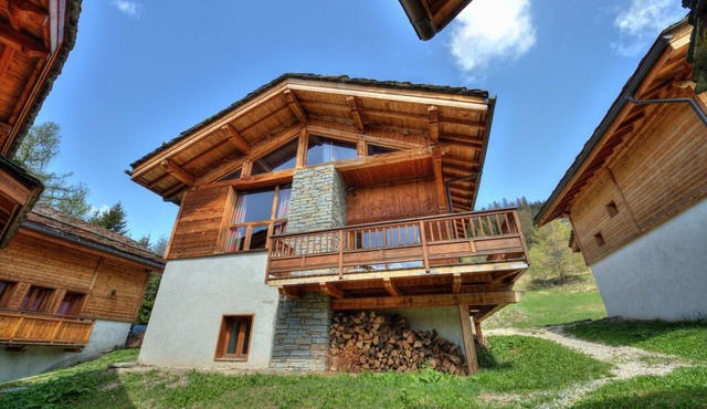 Chalet-Elite-Ensuite-Mountain view