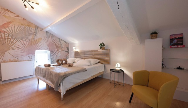 Chambre Double Avec Salle de Bains Privative IV