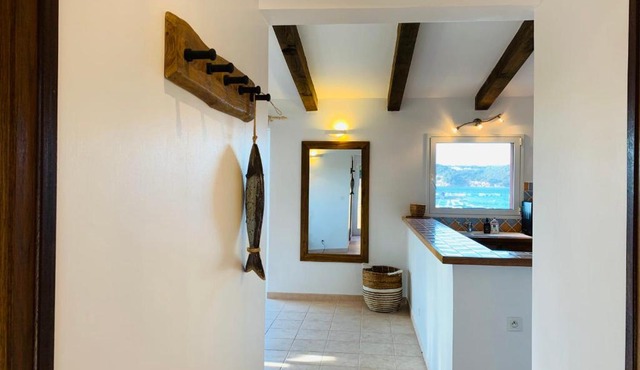 Charmante villa 2 chambres les pieds dans l'eau Bonifacio