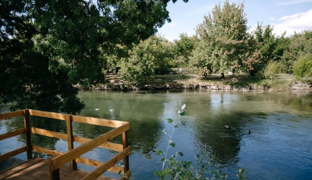 Charming ecolodge with private access to the river