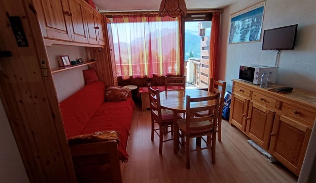 Charming studio with breathtaking view of the Aravis mountain range