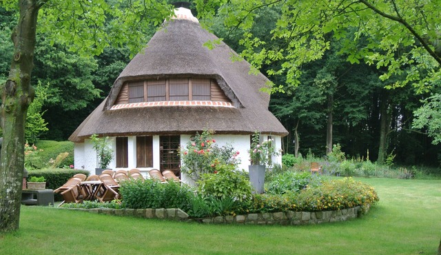 Charming thatched cottage