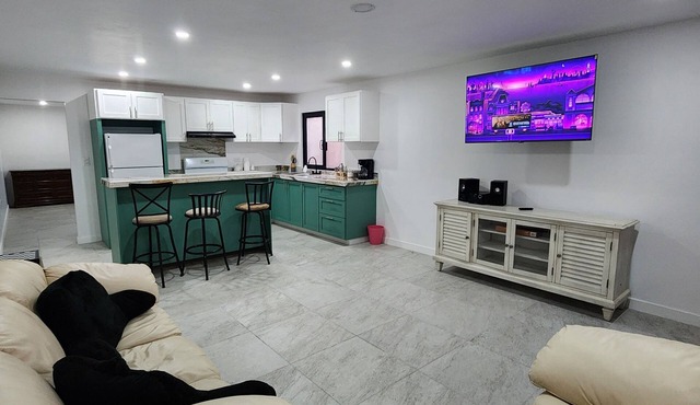 Charming Very Spacious 1-bedroom house in Rosarito perfect for your getaway