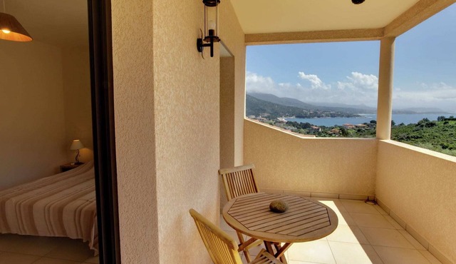 Charming villa on the heights of Sagone Bay