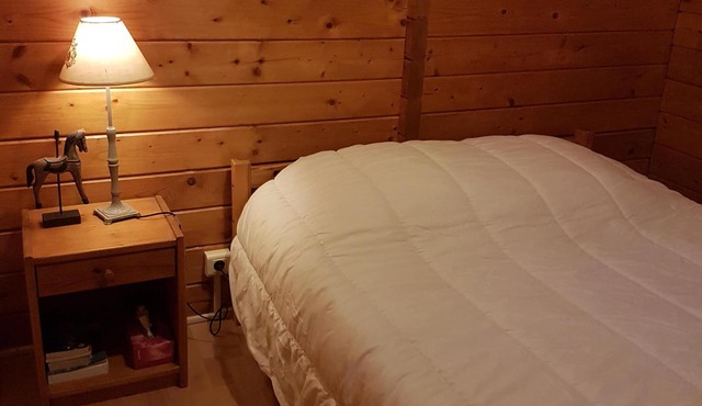 comfortable wooden chalet, spacious with magnificent view!