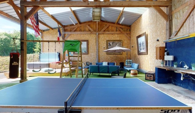 Cornillières Maisonnettes 35 pers : unusual housing,jacuzzi games