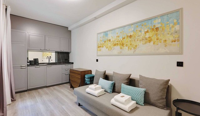 Cosy apartment with balcony - 2BR/6P- La Roquette