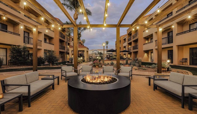 Courtyard by Marriott Tucson Airport
