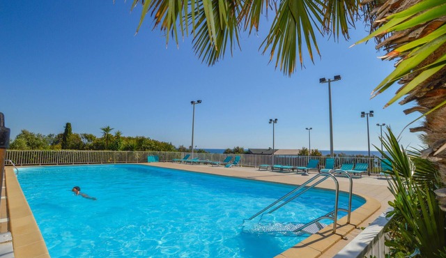 Cozy apartment in Prunete with swimming pool