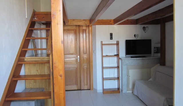 Cozy Apartment Place Paoli – Mountain View, Heart of Corte