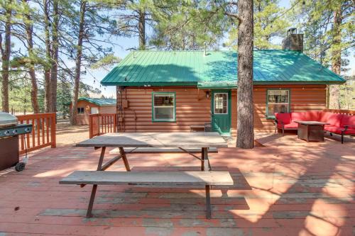 Cozy Cabin + Casita | Pinetop Forest Retreat