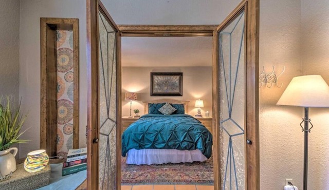 Cozy Home in the Pines Sleeps 2