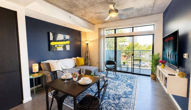 Cozy Urban Retreat | Heart of Phoenix + Parking