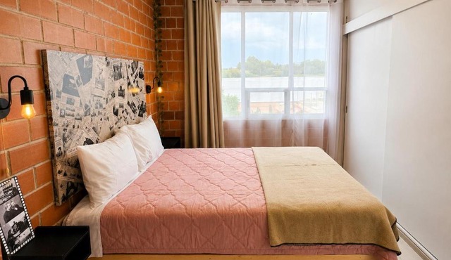 Departamento París comodo y tranquilo WIFI cocina ideal para trabajar familias o parejas