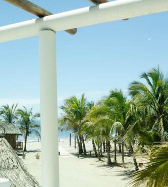Departamentos y cabañas a pie de playa -Baraka Beach Club