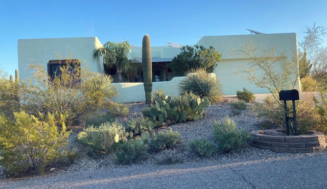 Desert Getaway 3BR 2BA on 1 Acre Home Saguaro National Park West Tucson