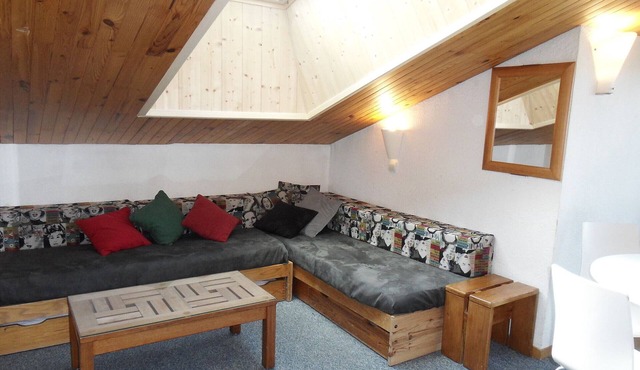 Divisible Studio for 4 with Balcony and Pistes View
