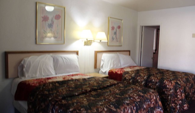 Economy Inn