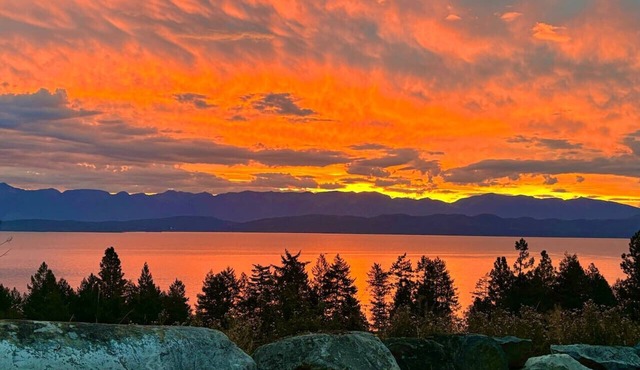 Experience Simple Montana Luxury (Cottage #3)