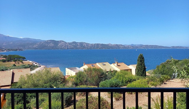 F3 duplex with loggia beach 3 min walk, panoramic sunset view