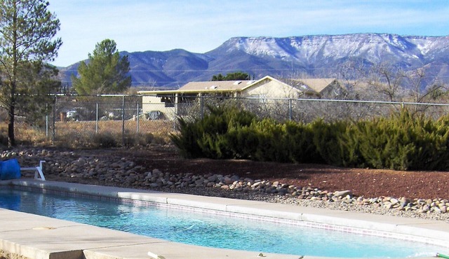 Fall in love with The Barn, the pool, the mountain view- AZ wines
