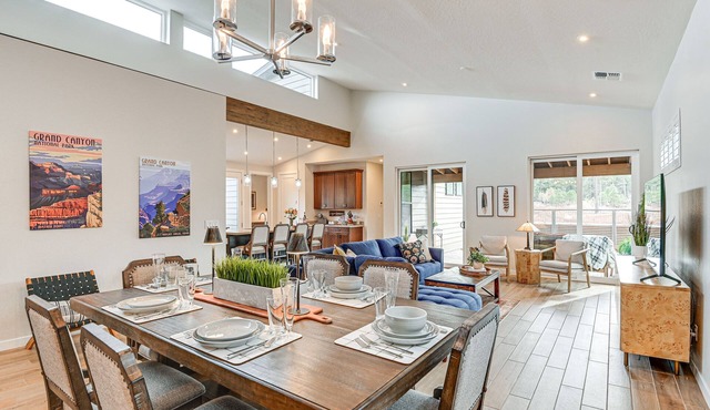 Flagstaff Home w/Fire Pit + Hiking Trail Access!