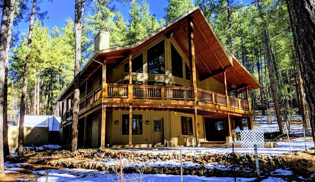 Forest Haven at Munds Park w/forest access & walking distance to Lake Odell!