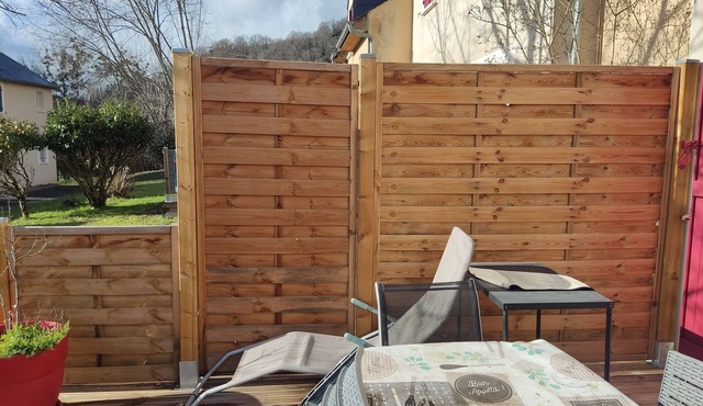 20 meters from the pool house with private terrace 25 m2