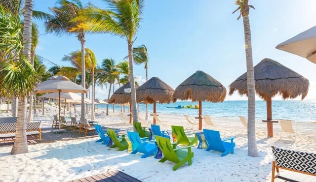 Garza Blanca 2BR Ste, Isla Mujeres, Cancun w/AC, WIFI, Personal Butler, etc.