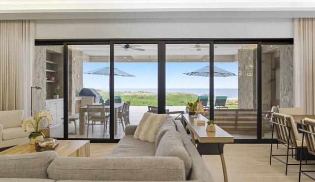 Gorgeous 3BR Oceanview Condo with Stunning Views