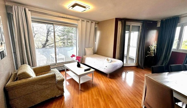 Grand 4 pièces espace bureau à 20 min Paris