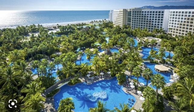 Grand Mayan - A Luxury Mexican Resort