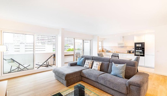 GuestReady - Apt avec Balcon à la Place d'Italie