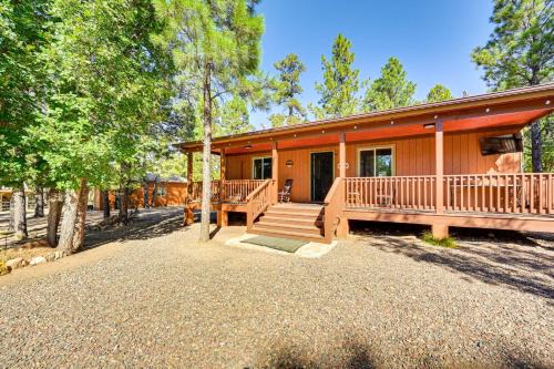 Hike, Boat & Fish: Serene Cabin in Happy Jack
