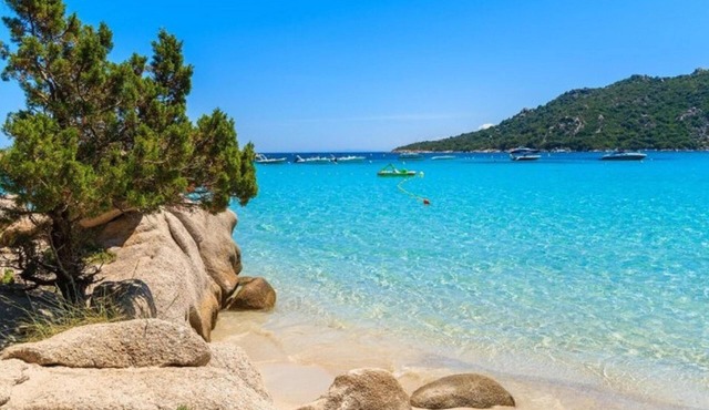 Holiday home with private pool near the beach