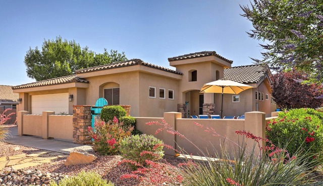 Home w/ Mountain Views - Near Zion National Park!