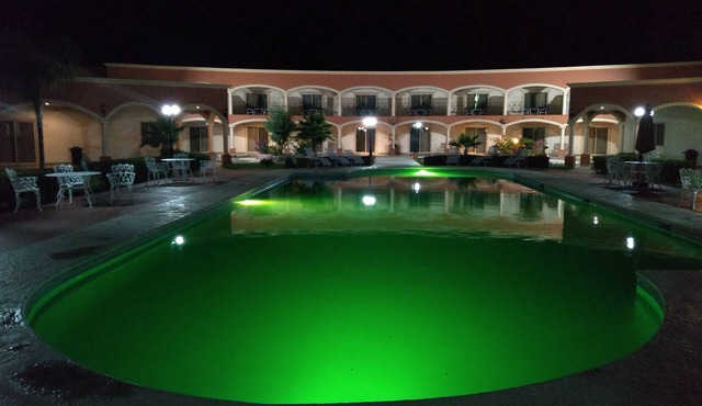 Hotel Jimenez Plaza