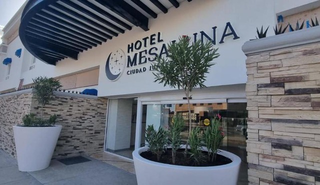 Hotel Mesaluna Short & Long Stay
