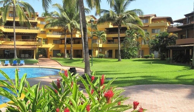 Impeccable 1BR Condo with Tennis Court in Park Royal Los Tules