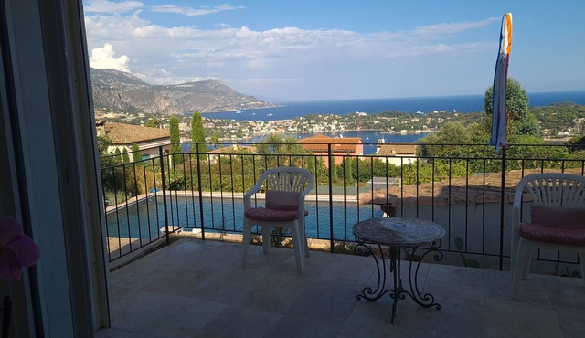 independent accommodation with exceptional sea view