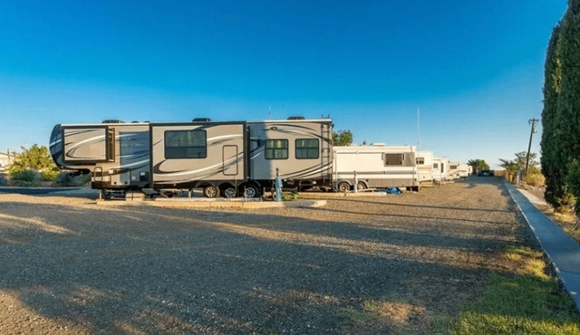 Kiteville Cordes Lakes Motel & RV Park
