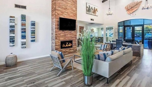 Landing at Equestrian - 2 Bedrooms in Countryside