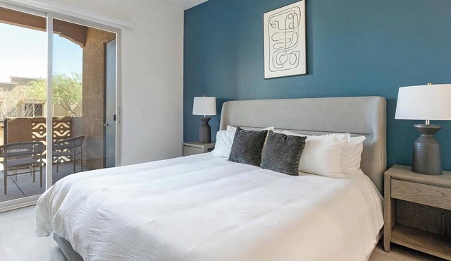 Landing | Beautiful 2BD, Pool