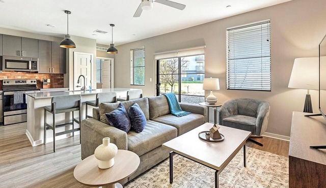 Landing | Modern 2BD, Yoga Studio, Pool
