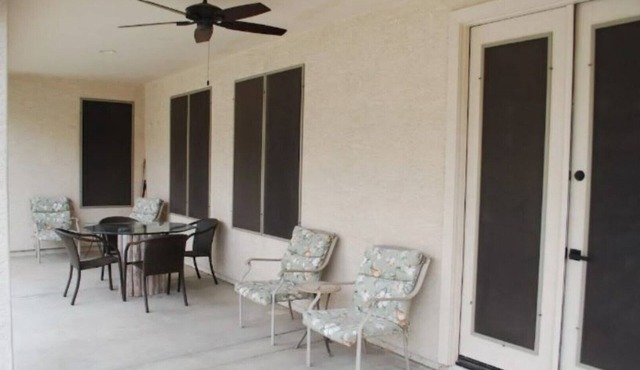 Large extended stay 5 bedroom home, North Phoenix