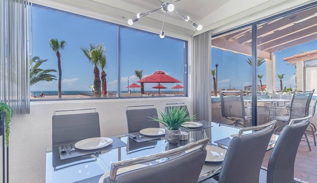 Las Gaviotas 436 Mid-century Ocean View Apartment