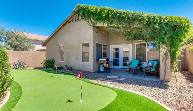 Livin' la Vida 'copa! Super Home with 4 bedrooms and Pool Table!