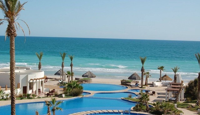 Luna Blanca Resort Beachfront 2 Bedroom Condo - Unit# 301